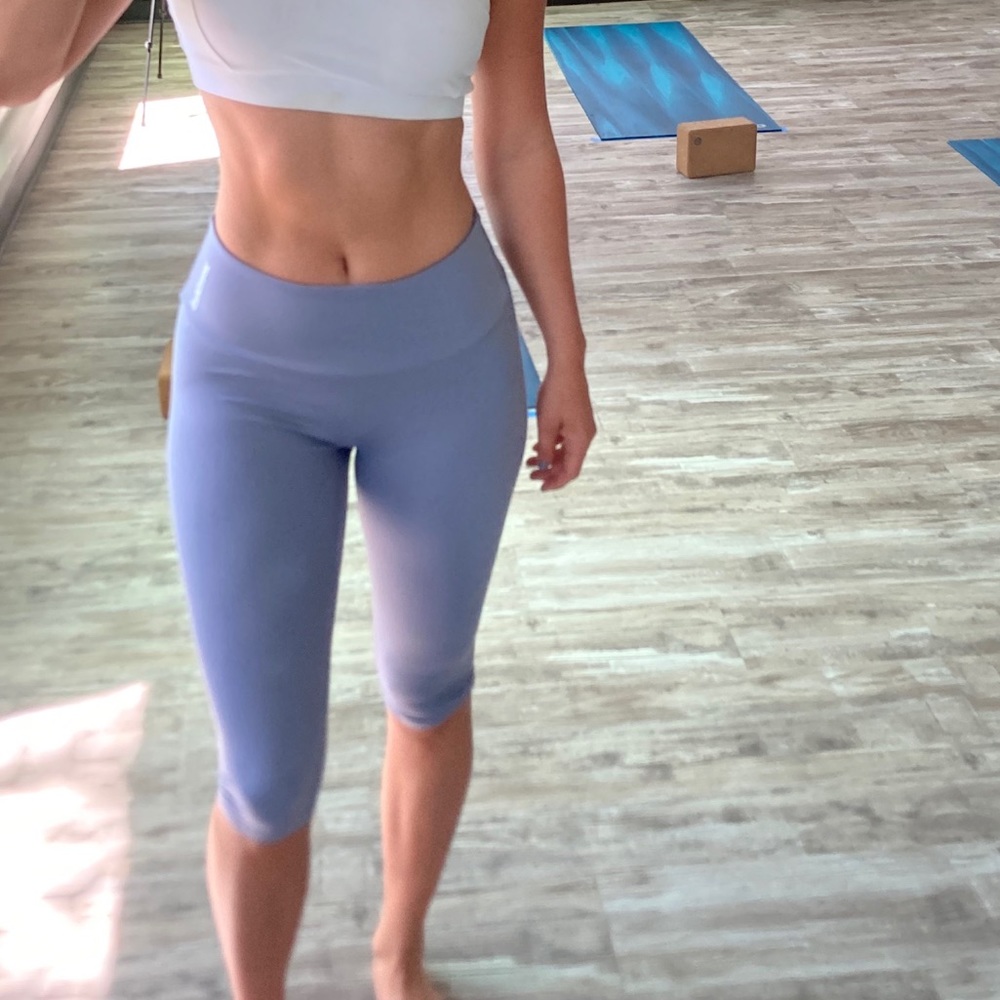 Gymshark cropped lilac leggings